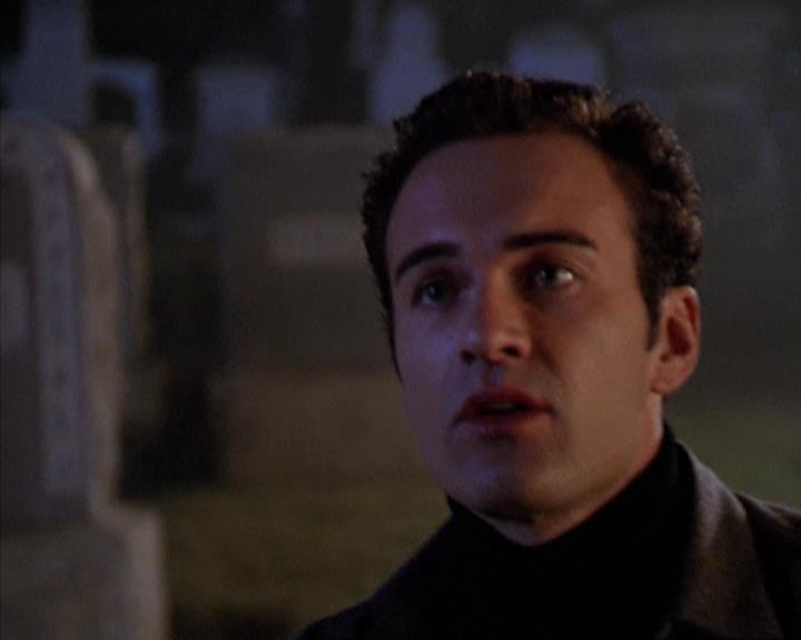 Charmed-Online-dot-net_309SleuthingWithTheEnemy2002.jpg