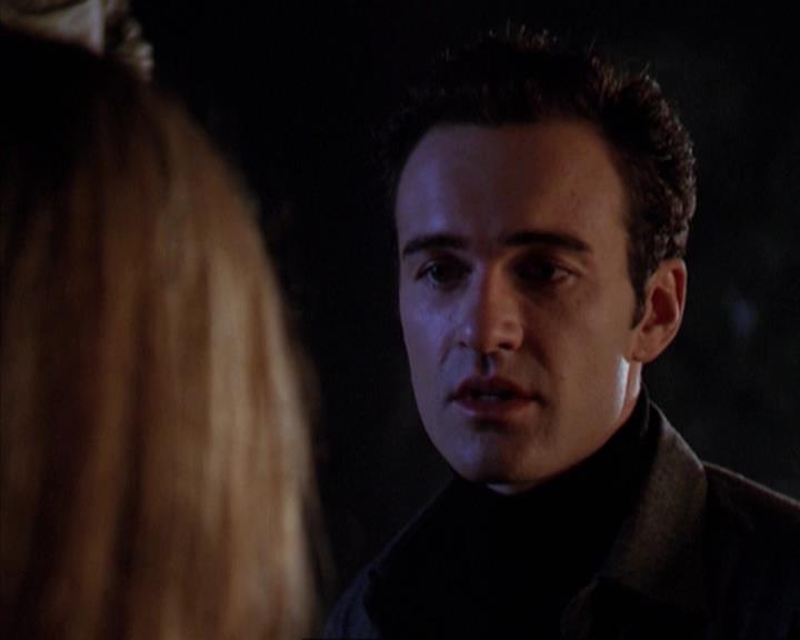 Charmed-Online-dot-net_309SleuthingWithTheEnemy2071.jpg