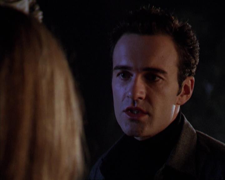 Charmed-Online-dot-net_309SleuthingWithTheEnemy2076.jpg