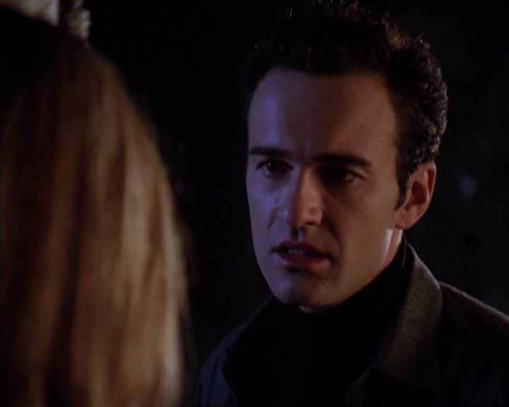 Charmed-Online-dot-net_309SleuthingWithTheEnemy2084.jpg