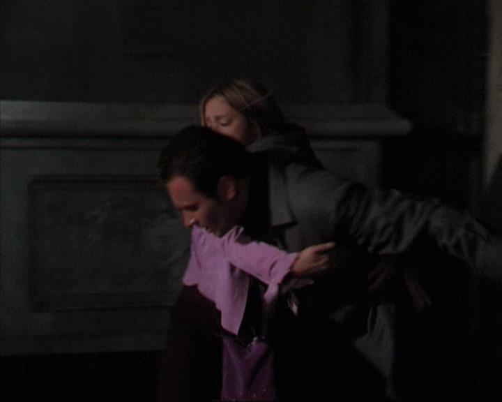 Charmed-Online-dot-net_309SleuthingWithTheEnemy2122.jpg