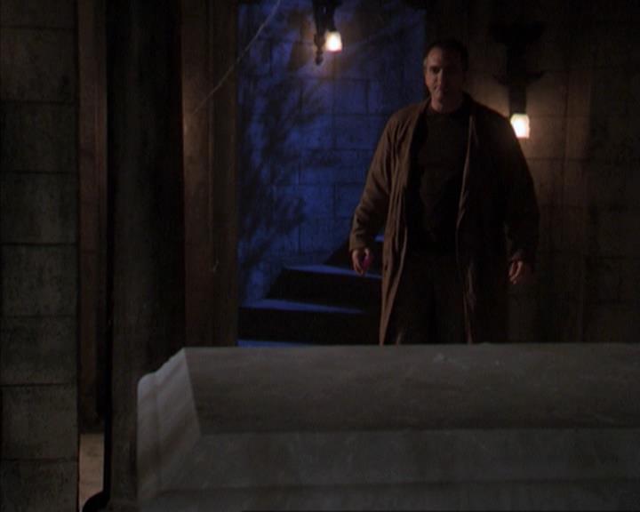 Charmed-Online-dot-net_309SleuthingWithTheEnemy2133.jpg