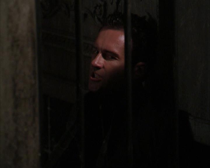Charmed-Online-dot-net_309SleuthingWithTheEnemy2134.jpg