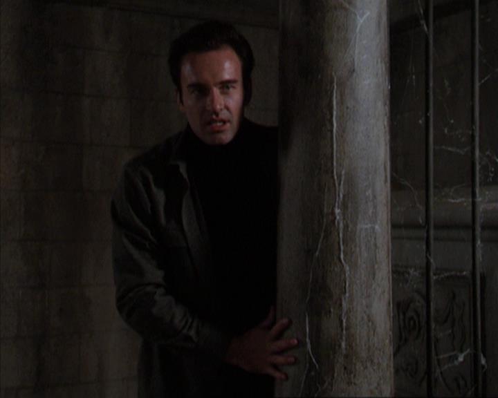 Charmed-Online-dot-net_309SleuthingWithTheEnemy2177.jpg