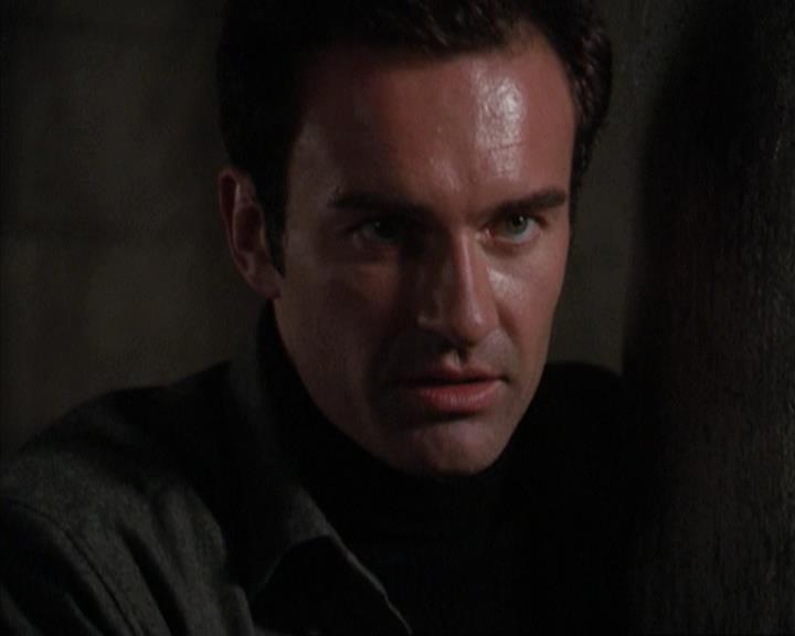 Charmed-Online-dot-net_309SleuthingWithTheEnemy2178.jpg