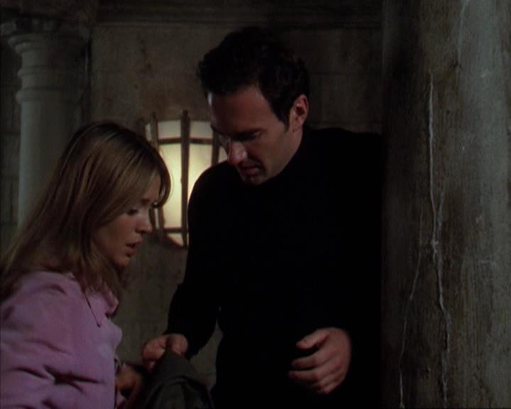 Charmed-Online-dot-net_309SleuthingWithTheEnemy2212.jpg Charmed-Online-dot-net_309SleuthingWithTheEnemy2212.jpg