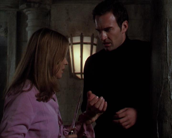 Charmed-Online-dot-net_309SleuthingWithTheEnemy2226.jpg