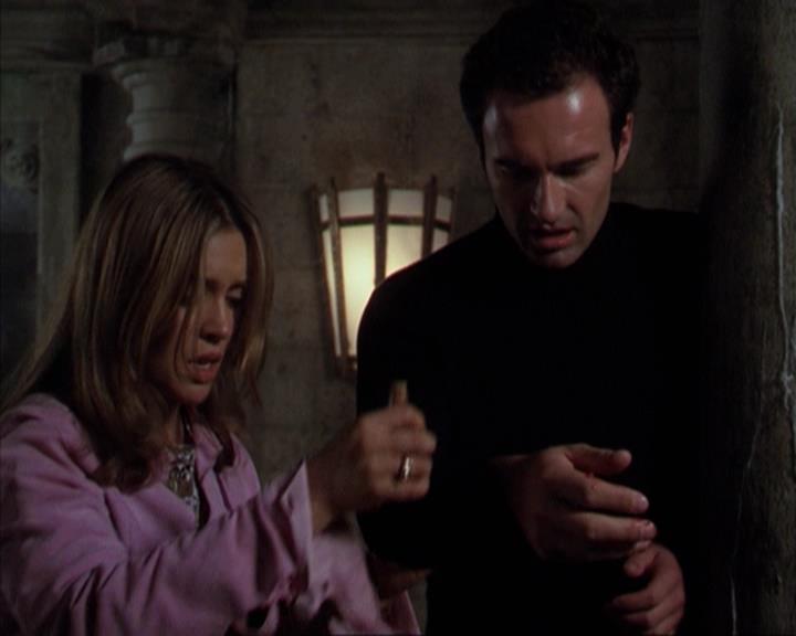 Charmed-Online-dot-net_309SleuthingWithTheEnemy2242.jpg