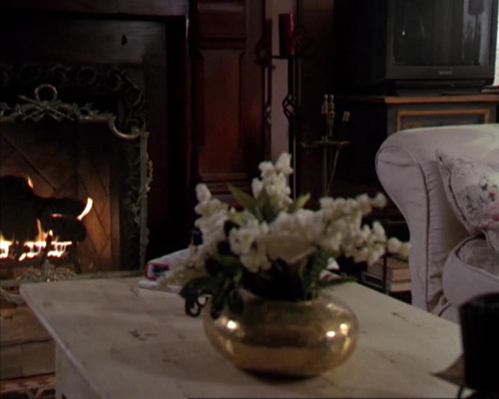 Charmed-Online-dot-net_309SleuthingWithTheEnemy2303.jpg