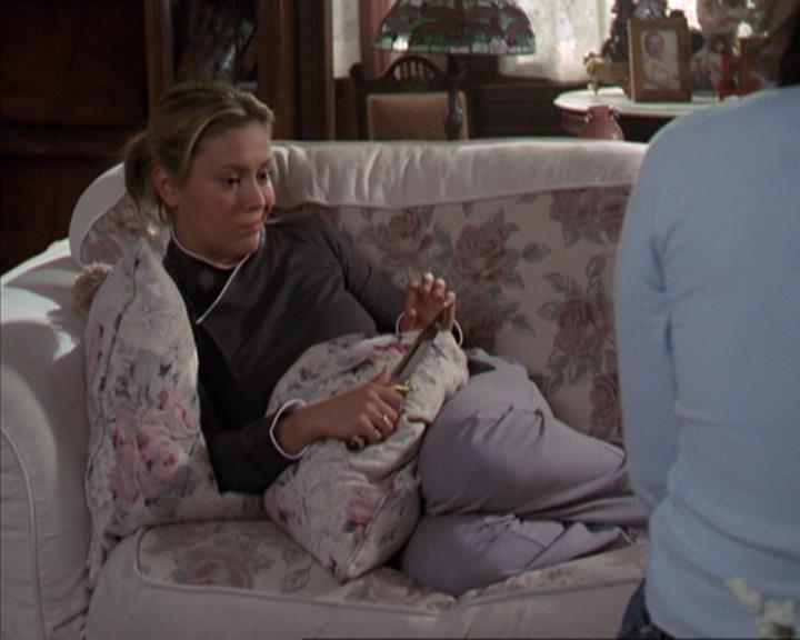 Charmed-Online-dot-net_309SleuthingWithTheEnemy2324.jpg