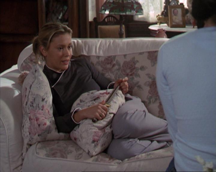 Charmed-Online-dot-net_309SleuthingWithTheEnemy2325.jpg