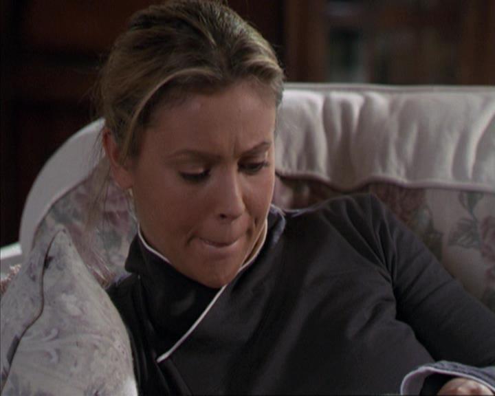 Charmed-Online-dot-net_309SleuthingWithTheEnemy2359.jpg