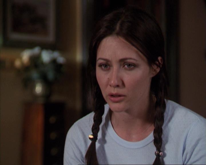 Charmed-Online-dot-net_309SleuthingWithTheEnemy2366.jpg