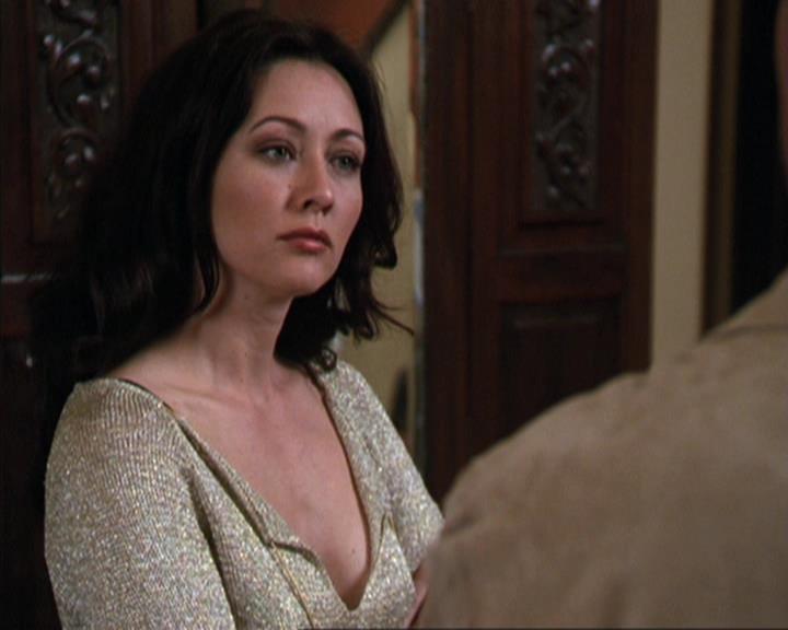 Charmed-Online-dot-309CoyotePiper0013.jpg