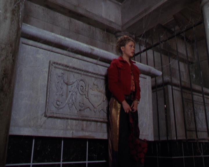 Charmed-Online-dot-309CoyotePiper0614.jpg