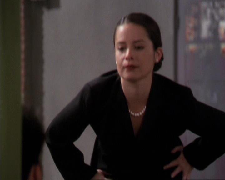 Charmed-Online-dot-309CoyotePiper0864.jpg