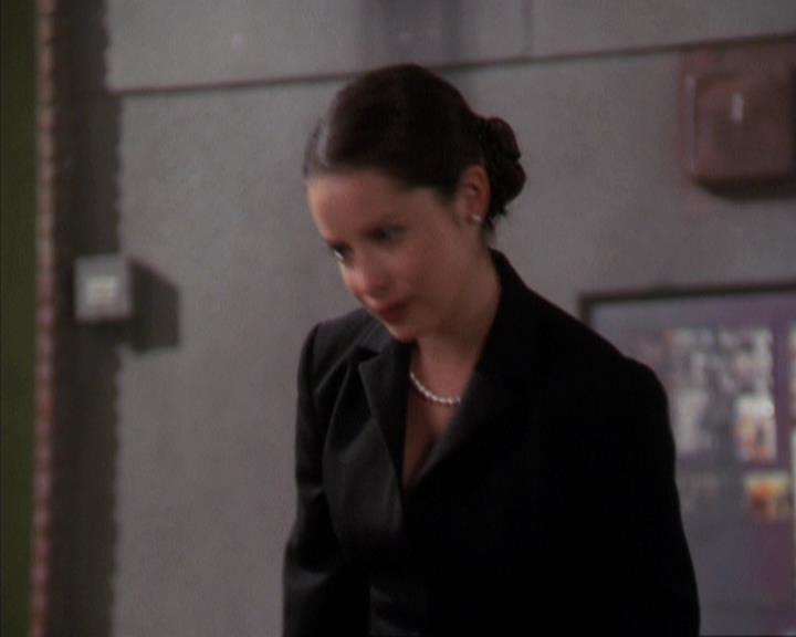 Charmed-Online-dot-309CoyotePiper0867.jpg