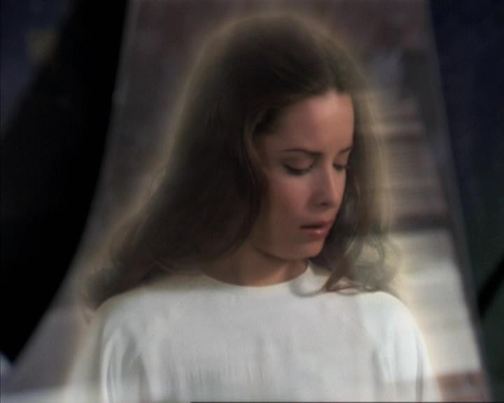 Charmed-Online-dot-309CoyotePiper0880.jpg