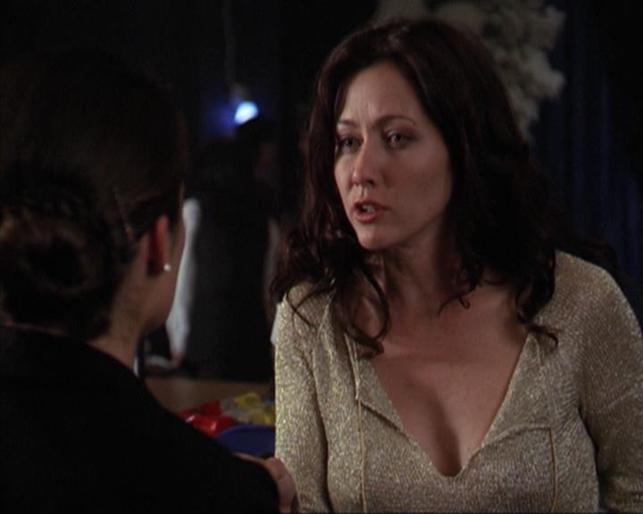 Charmed-Online-dot-309CoyotePiper0965.jpg