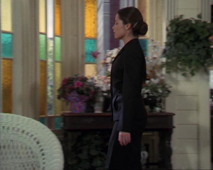 Charmed-Online-dot-309CoyotePiper1154.jpg