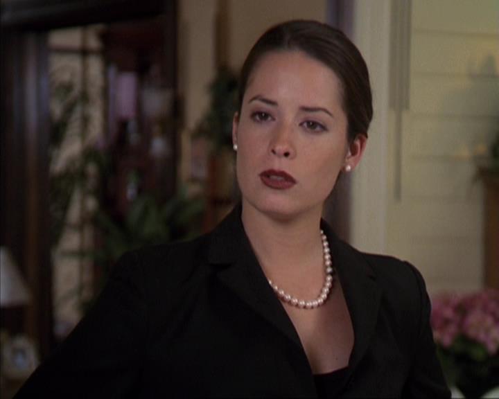 Charmed-Online-dot-309CoyotePiper1181.jpg
