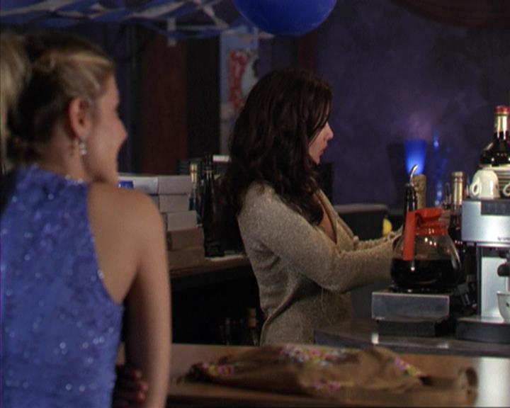 Charmed-Online-dot-309CoyotePiper1208.jpg