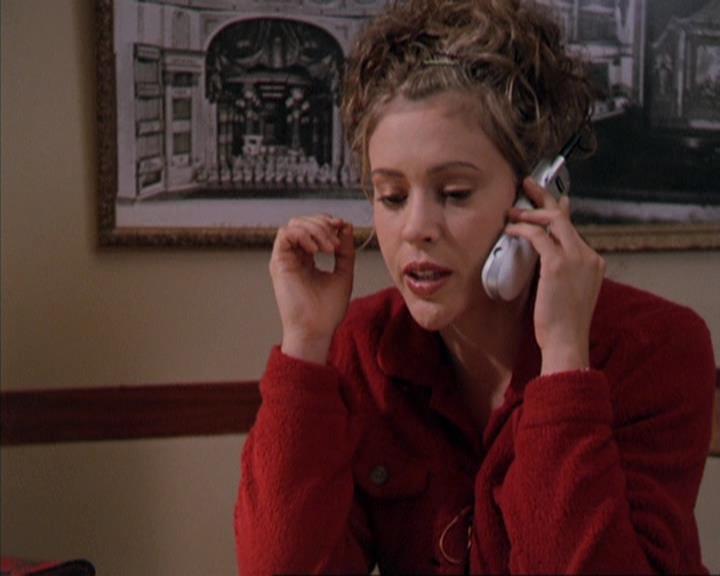Charmed-Online-dot-309CoyotePiper1353.jpg