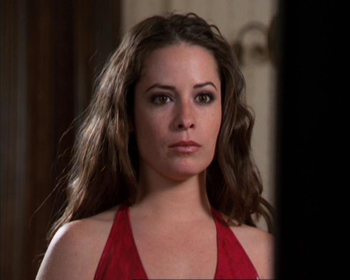 Charmed-Online-dot-309CoyotePiper1605.jpg