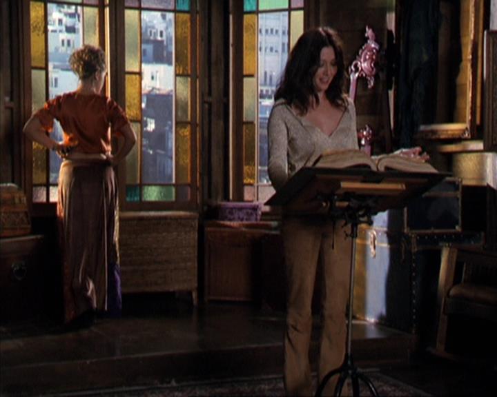 Charmed-Online-dot-309CoyotePiper1690.jpg