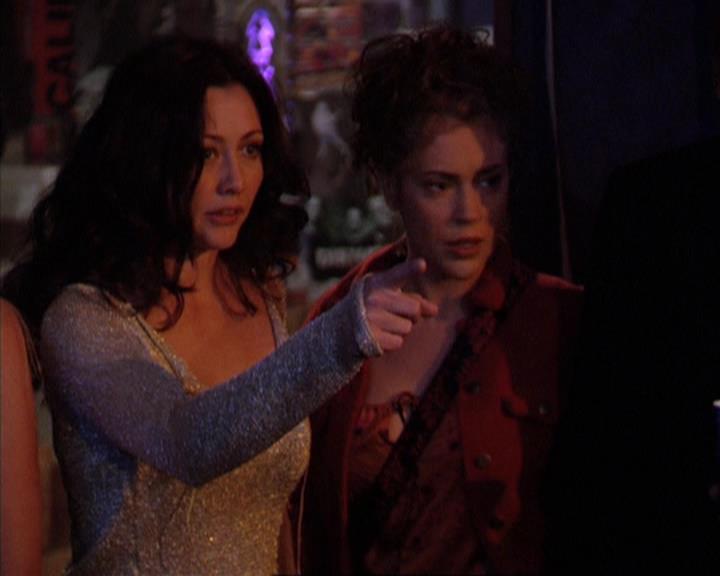 Charmed-Online-dot-309CoyotePiper1947.jpg