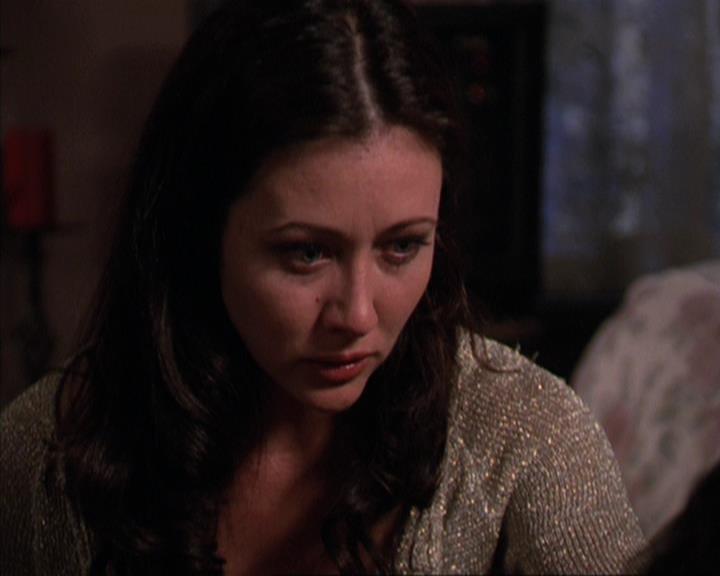 Charmed-Online-dot-309CoyotePiper2049.jpg