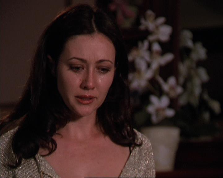 Charmed-Online-dot-309CoyotePiper2061.jpg