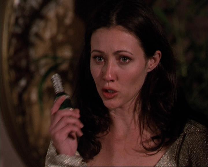 Charmed-Online-dot-309CoyotePiper2100.jpg