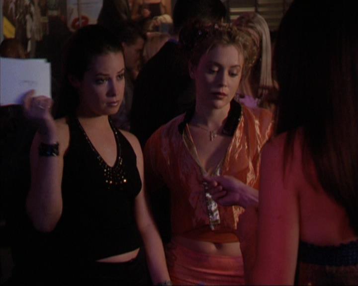 Charmed-Online-dot-310WeAllScreamForIceCream0130.jpg