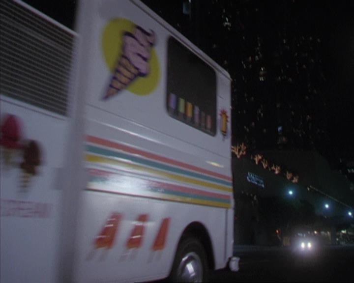 Charmed-Online-dot-310WeAllScreamForIceCream0138.jpg