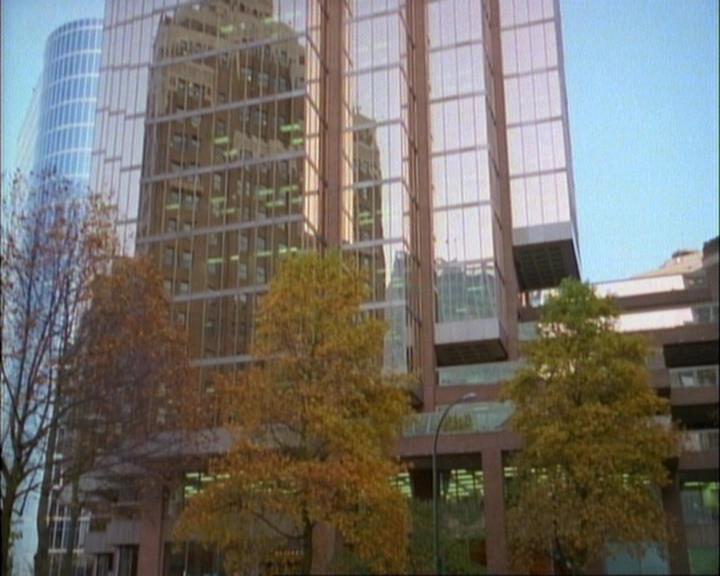Charmed-Online-dot-310WeAllScreamForIceCream0409.jpg