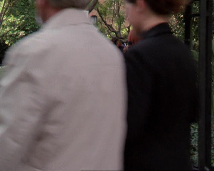 Charmed-Online-dot-310WeAllScreamForIceCream0516.jpg