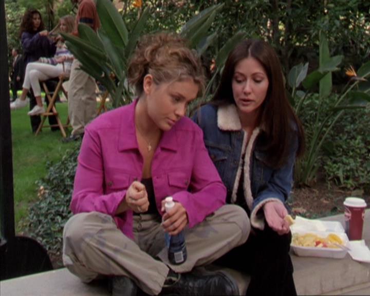 Charmed-Online-dot-310WeAllScreamForIceCream0520.jpg Charmed-Online-dot-310WeAllScreamForIceCream0520.jpg