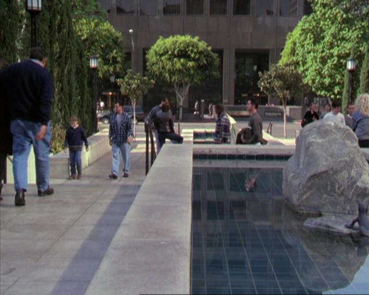 Charmed-Online-dot-310WeAllScreamForIceCream0565.jpg