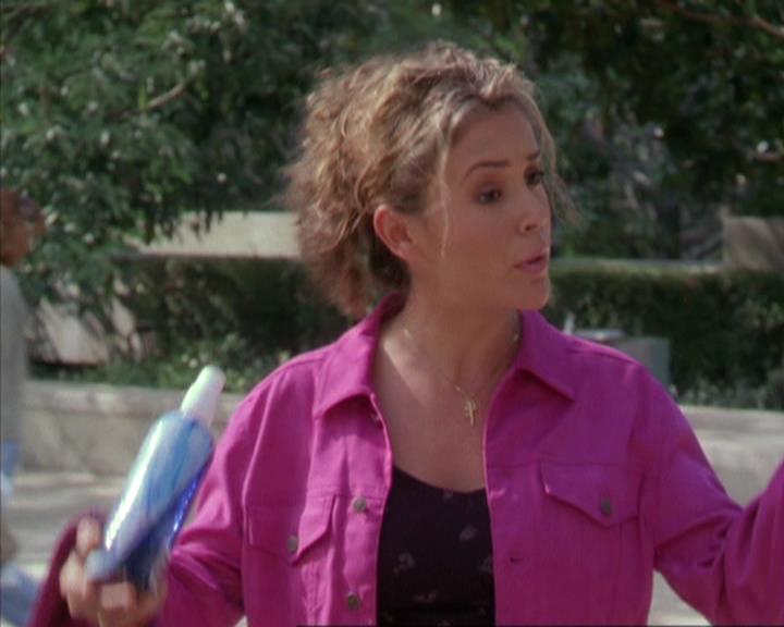 Charmed-Online-dot-310WeAllScreamForIceCream0624.jpg