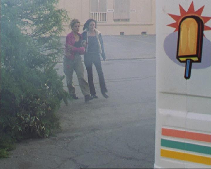 Charmed-Online-dot-310WeAllScreamForIceCream0652.jpg