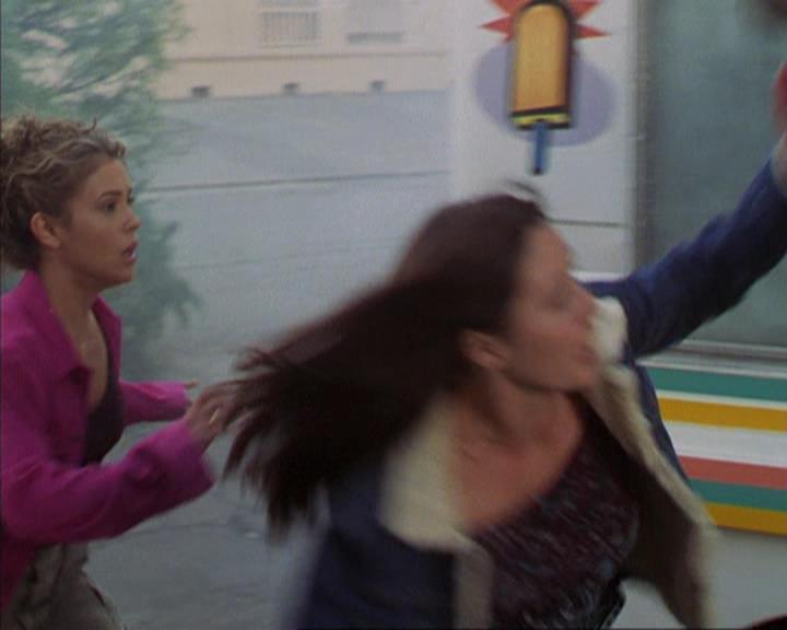 Charmed-Online-dot-310WeAllScreamForIceCream0656.jpg