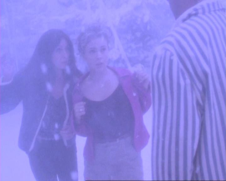 Charmed-Online-dot-310WeAllScreamForIceCream0708.jpg