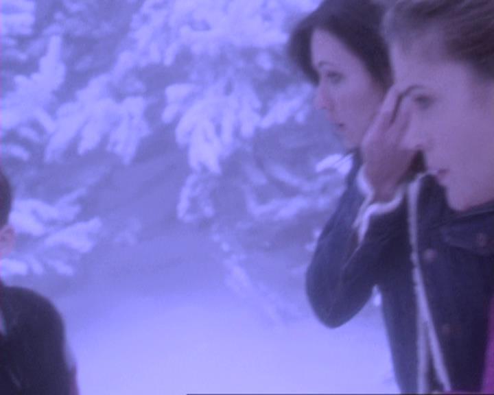 Charmed-Online-dot-310WeAllScreamForIceCream0735.jpg