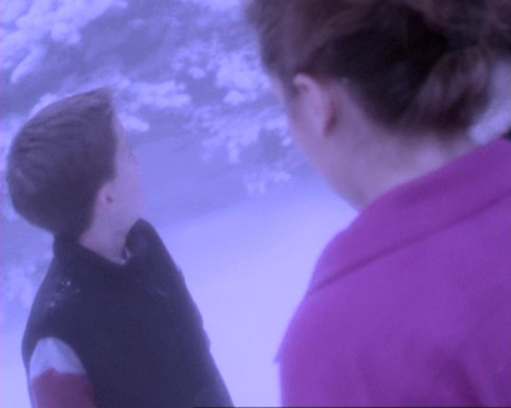 Charmed-Online-dot-310WeAllScreamForIceCream0738.jpg