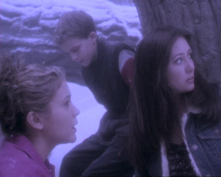 Charmed-Online-dot-310WeAllScreamForIceCream0786.jpg