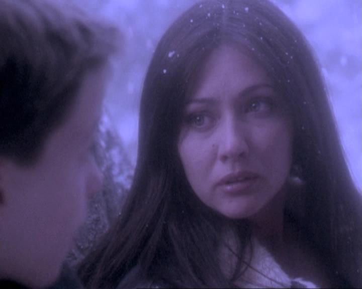 Charmed-Online-dot-310WeAllScreamForIceCream0798.jpg