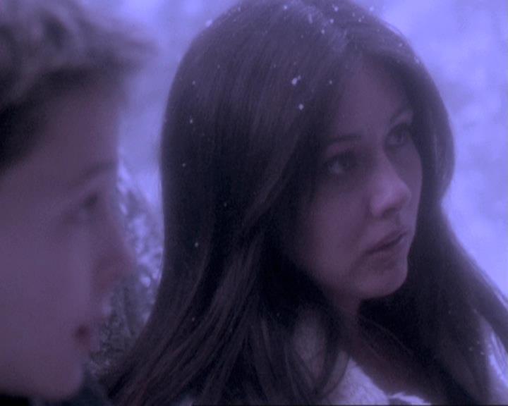 Charmed-Online-dot-310WeAllScreamForIceCream0800.jpg