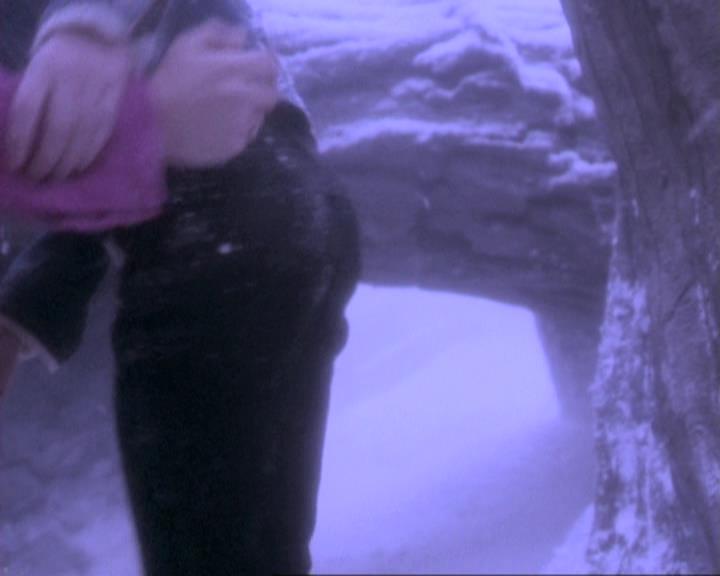 Charmed-Online-dot-310WeAllScreamForIceCream0814.jpg