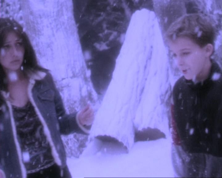 Charmed-Online-dot-310WeAllScreamForIceCream0940.jpg